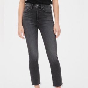 Gap Cigarette high rise faded black 10R/30R